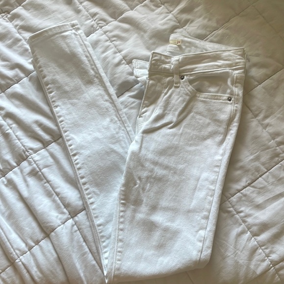 Levi’s Skinny Jeans - Picture 1 of 3